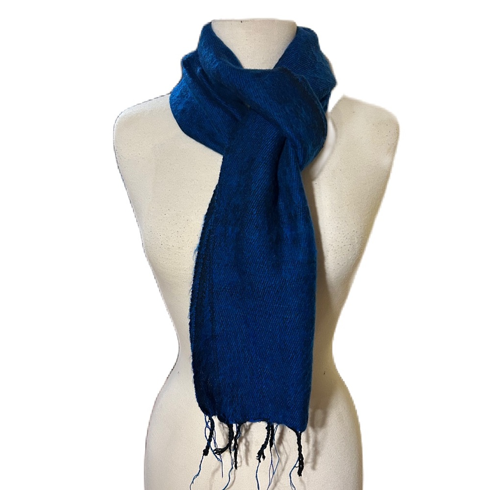 Zig Zag Artisan Collection Nepal Wool Scarf Black Blue Winter Natural Fibers